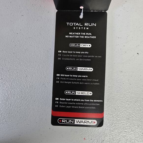 Saucony Hat Womens Neon Coral Drylete Ponytail Skull Cap NWT Running Outdoors - Picture 8 of 8